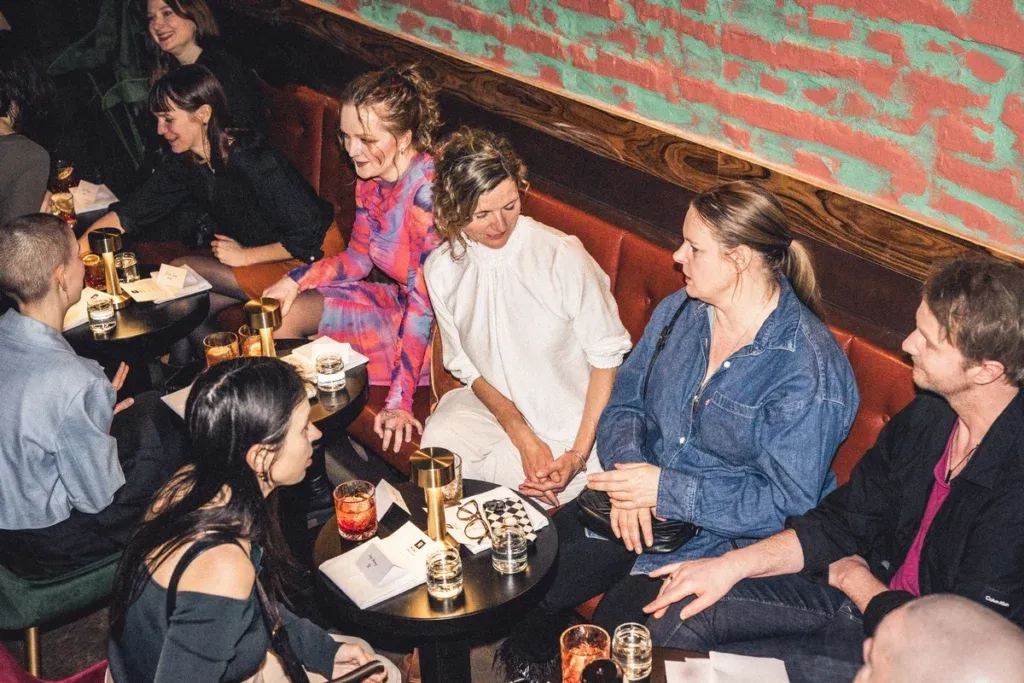 Drinks und Ambiente in der 100 GRAMM Lounge