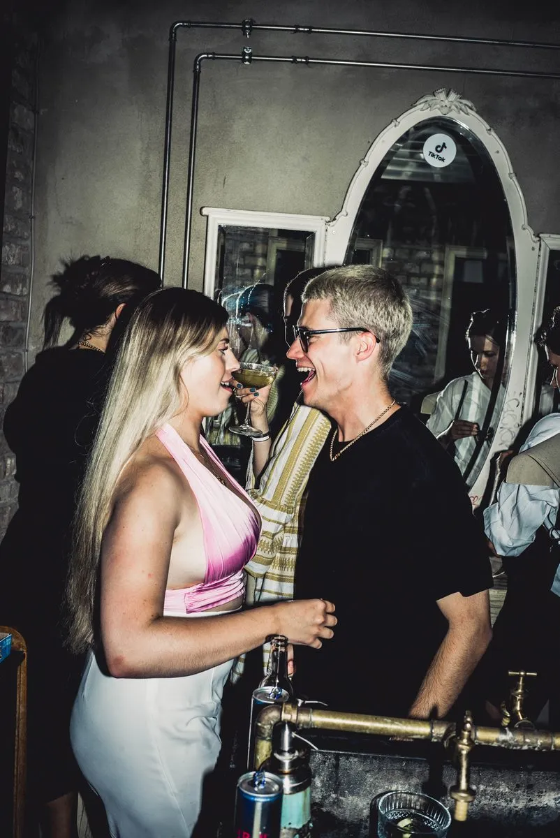 1001 Nacht in der 100 GRAMM Bar