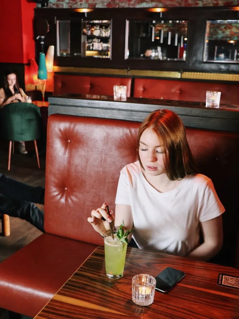 Frühe Impressionen der 100 GRAMM Bar aus dem Jahr 2020 (7)