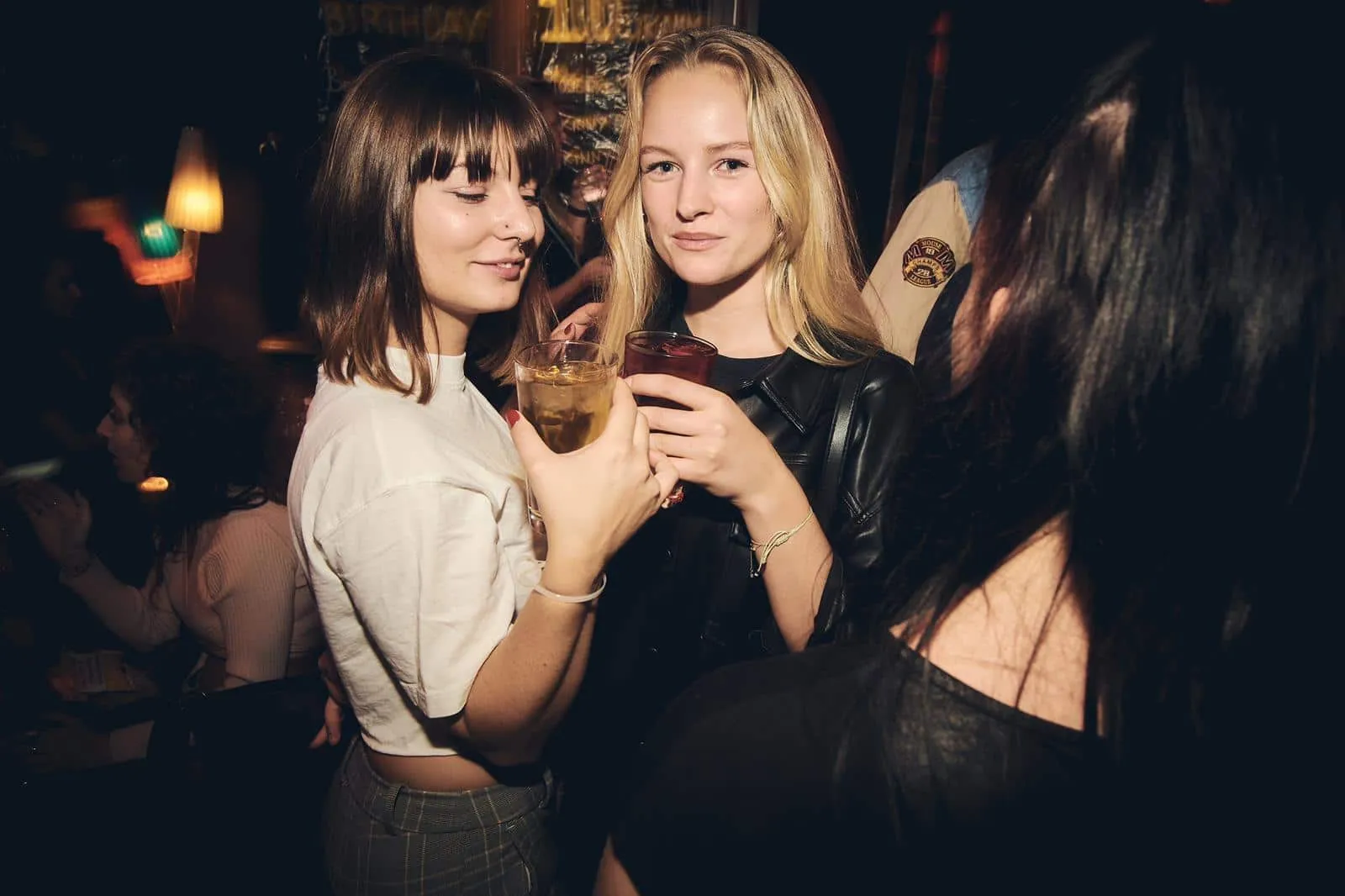 Frühe Impressionen der 100 GRAMM Bar aus dem Jahr 2020 (13)